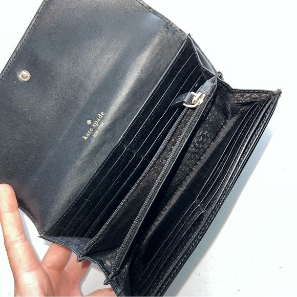 Kate Spade “Wellesley Jean” Large Wallet - Picture 2 of 5